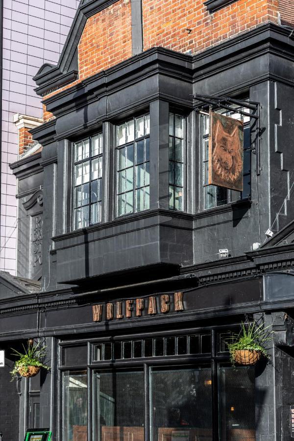 The Wolfpack Inn London Exterior photo